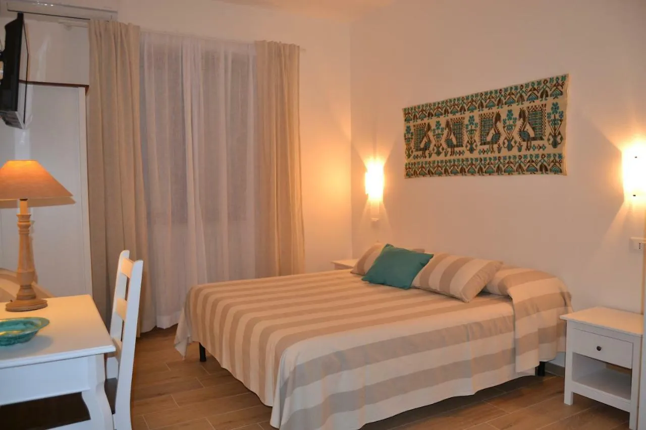 Bed & Breakfast Nuscos Bed And Breakfast Nuoro