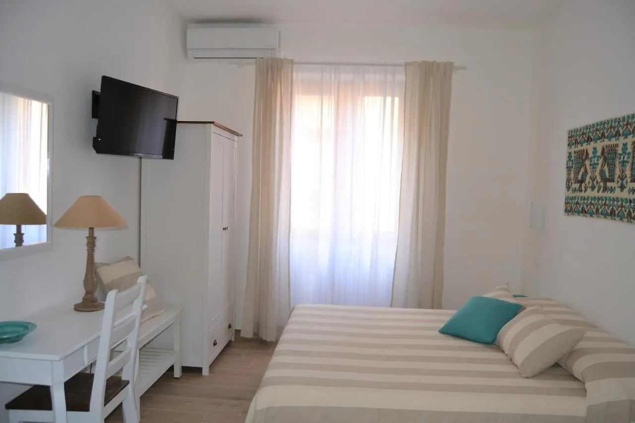 Nuscos Bed And Breakfast Nuoro  Bed & Breakfast Nuoro (Sardinia)